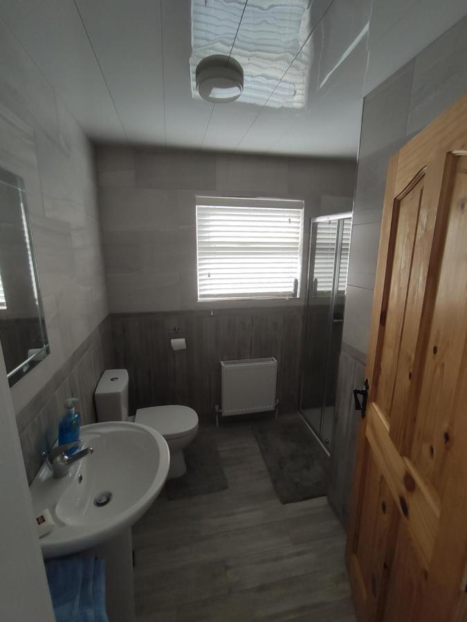 White Barn Cottage Clonmany Esterno foto