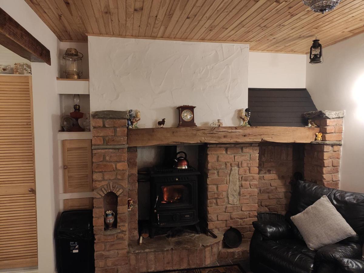 White Barn Cottage Clonmany Esterno foto