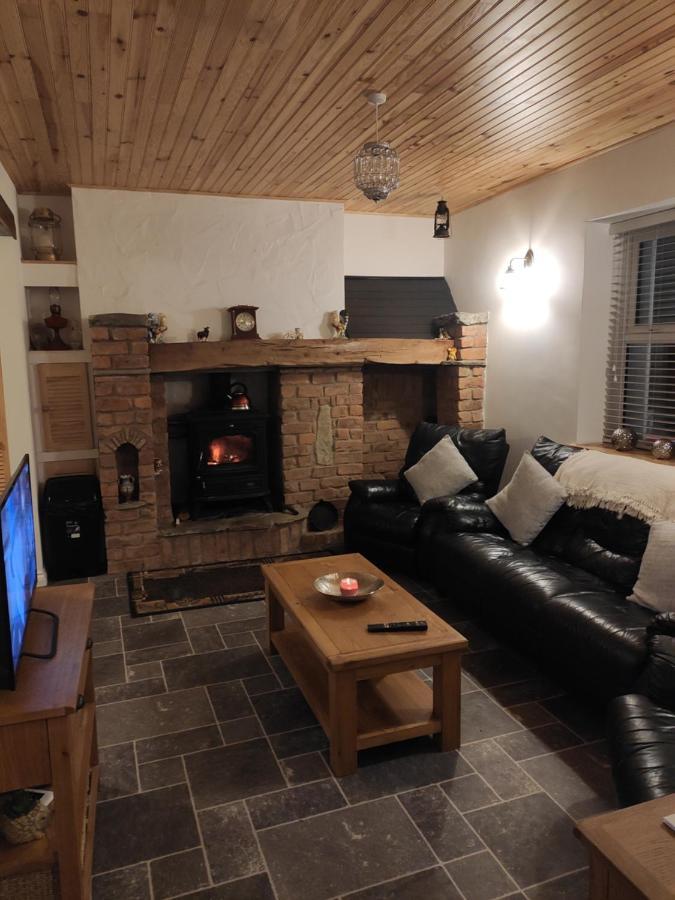 White Barn Cottage Clonmany Esterno foto